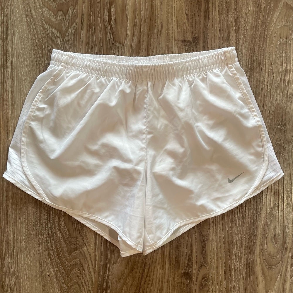 Nike Tempo Big Kids (Girls) Dri-FIT Running Shorts Size L